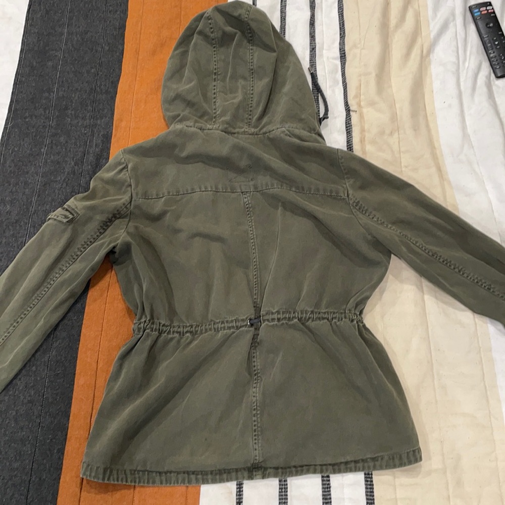 Green jacket - Picture 5 of 5